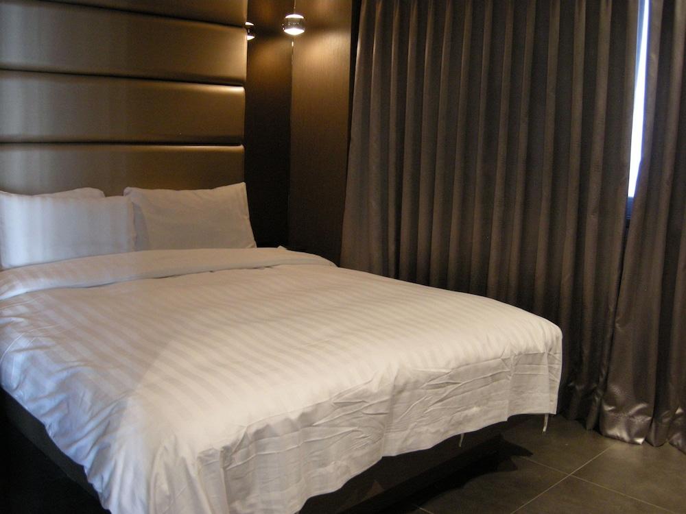 The California Hotel Seoul Seocho Esterno foto