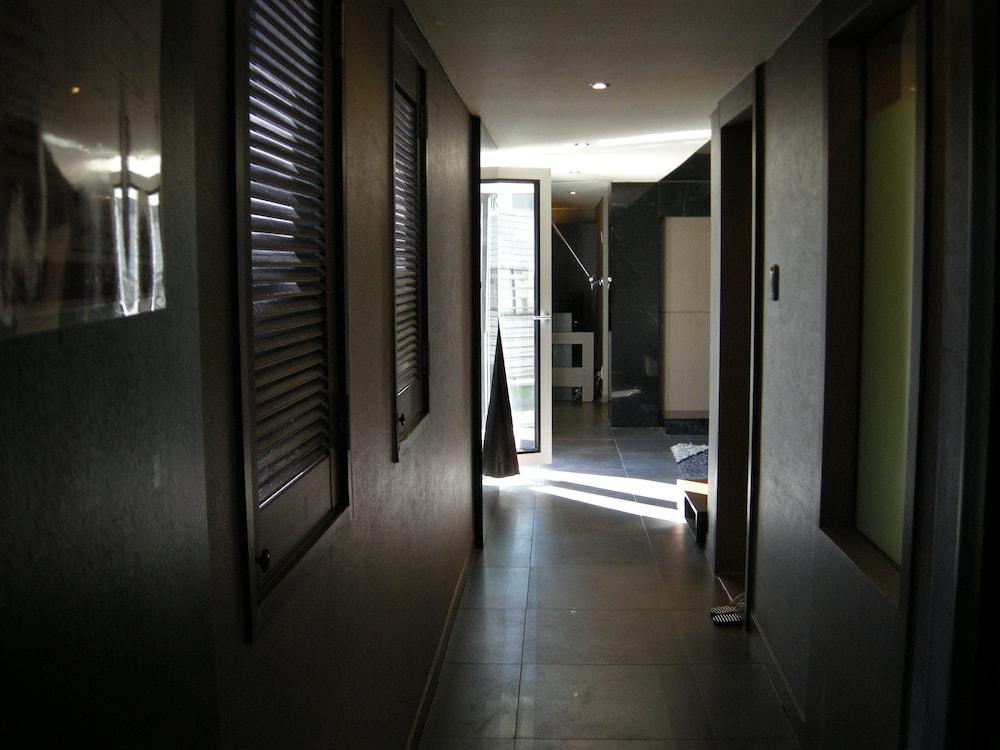 The California Hotel Seoul Seocho Esterno foto