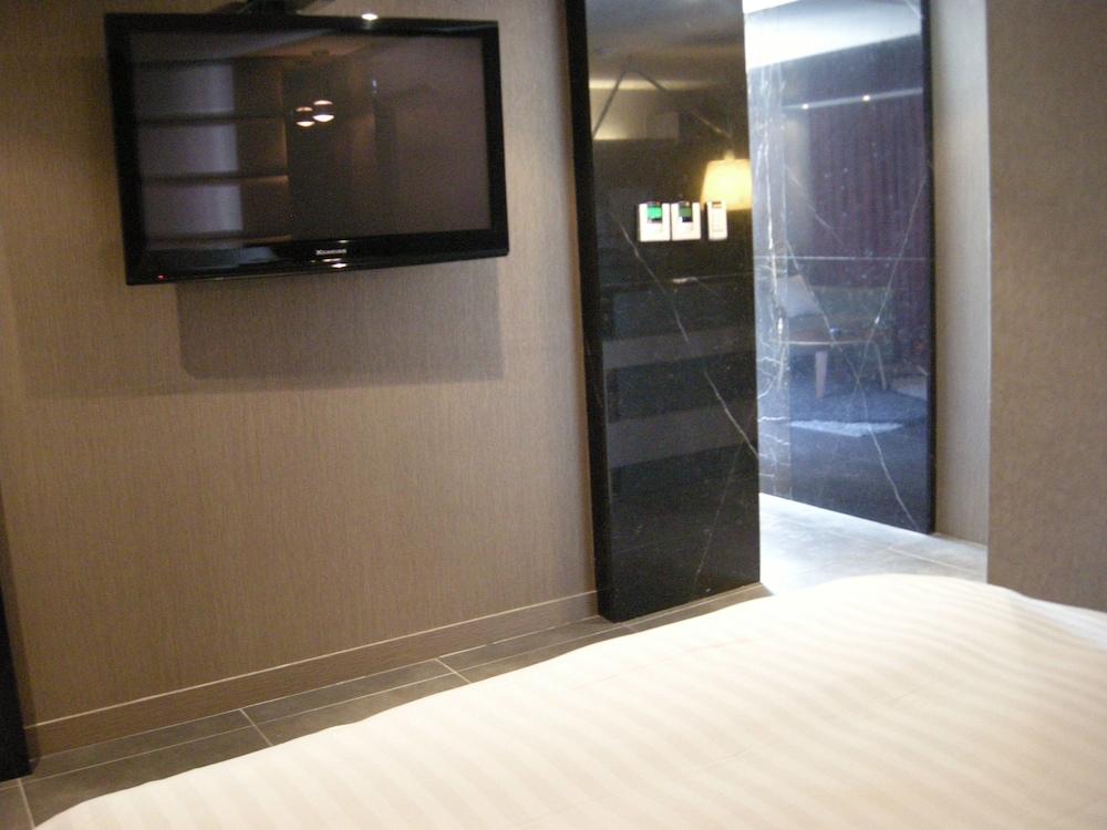 The California Hotel Seoul Seocho Esterno foto