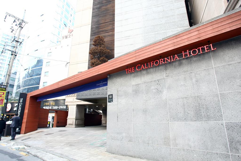 The California Hotel Seoul Seocho Esterno foto