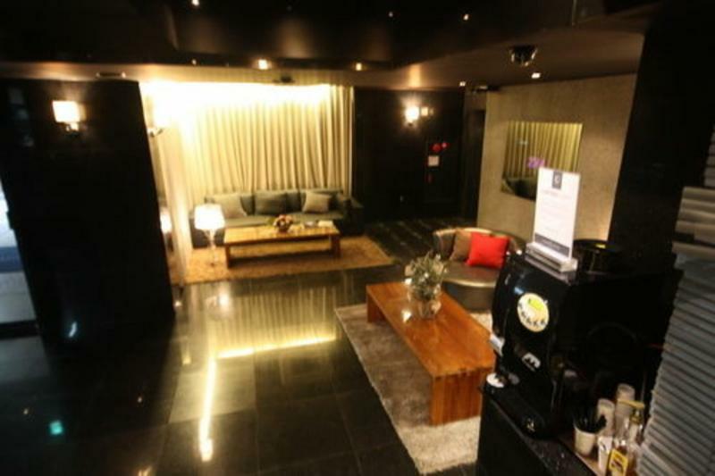 The California Hotel Seoul Seocho Esterno foto